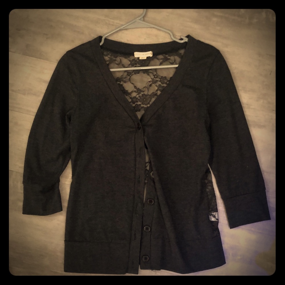 Grey cardigan w lace back